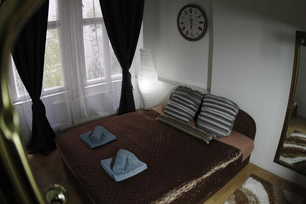 Apartman Lukas Karlsbad Buitenkant foto